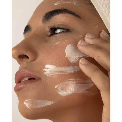 Carotonic extreme toning natural skin brightening